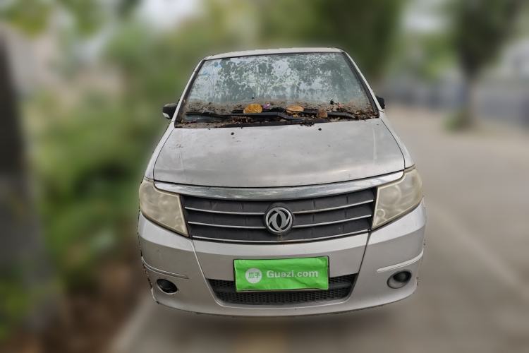 Used Dongfeng Shuaike 2013 Revised Version 1.5L Manual Standard Edition 7 Seats China IV Standard Front