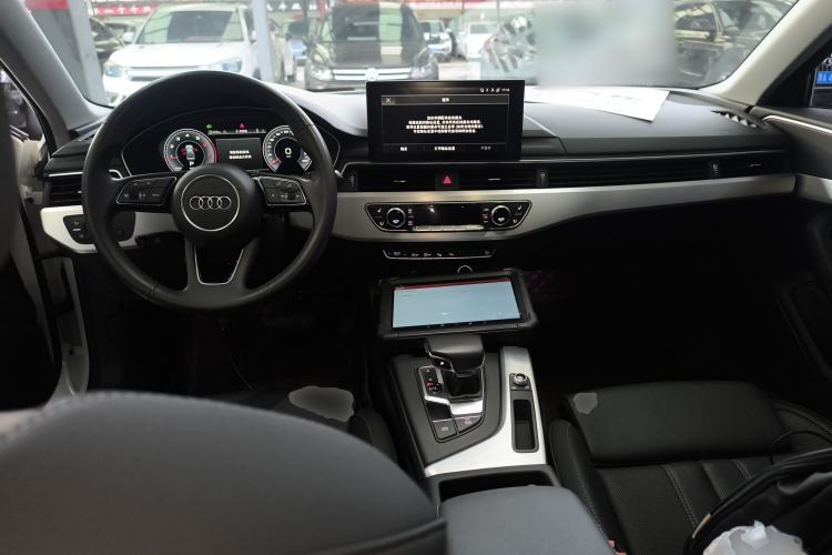 Used Audi A4L 2020 40 TFSI Luxury Dynamic Model
