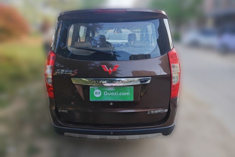 Used Wuling Hongguang 2014 1.2L S Comfort Model China IV
