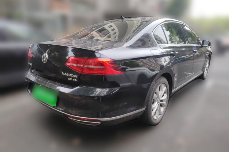 Used Volkswagen Magotan 2019 330TSI DSG Luxury Model China V Standard Rear Right 45 Deg