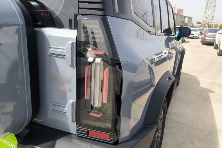 Used JETOUR Traveler 2023 2.0T All-Wheel-Drive CrossPRO
