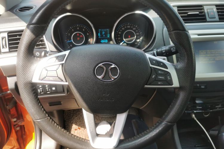 Used BAIC Senova X65 2015 2.0T Automatic Elite Model Steering Wheel