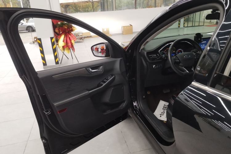 Used Ford Escape 2020 EcoBoost 245 Two-Wheel Drive Smart & Enjoyment Model