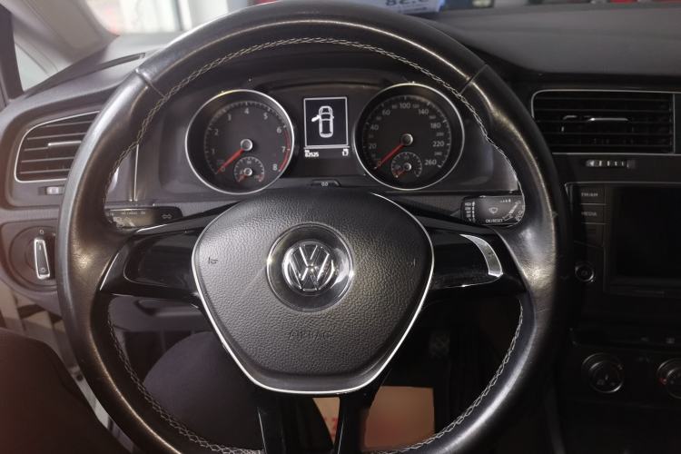 Used Volkswagen Golf 2017 230TSI Automatic Comfort Edition – Celebrating Milestone of One Million Units