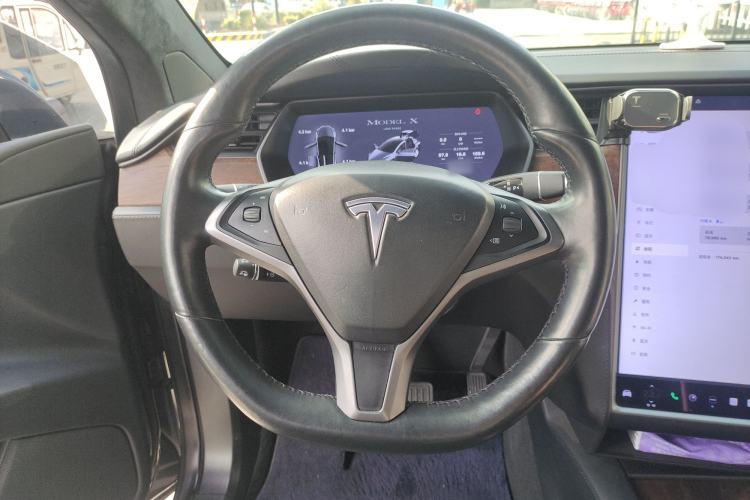 Used Tesla Model X 2019 Long-Range Version

