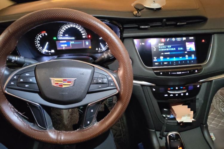 Used Cadillac XT5 2016 25T Luxury Model
