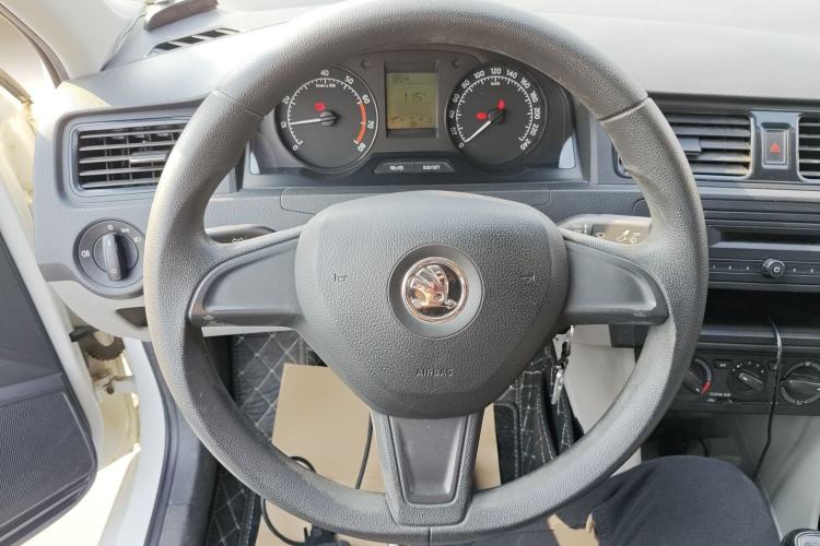 Used Skoda Rapid 2016 1.4L Manual Front-Wheel Drive Model