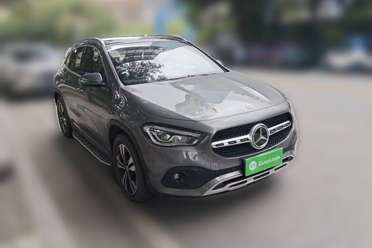 Used Mercedes-Benz GLA 2020 GLA 200 Front Right 45 Deg