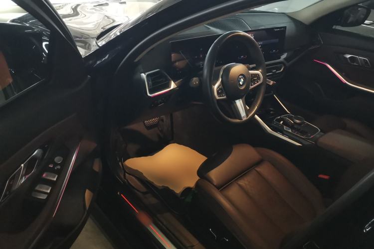 Used BMW i3 2024 eDrive 35 L
