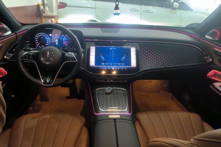 Used Mercedes-Benz E-Class 2024 Refresh E 300 L Stylish Edition