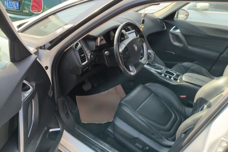 Used DS 5 2013 1.6T Elegant Edition THP160
