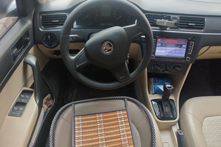 Used Skoda Rapid 2016 1.6L Automatic Chuanxing Edition
