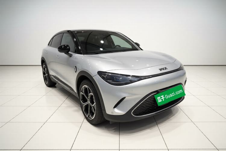 Used smart #3 2024 Dynamic All-Wheel Drive Edition Front Right 45 Deg