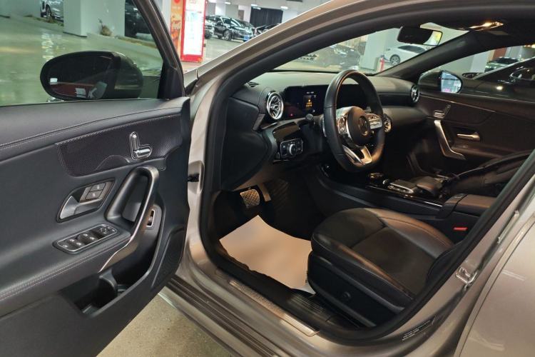 Used Mercedes-Benz A-Class 2021 A 200 L Sport Sedan Fashion Model