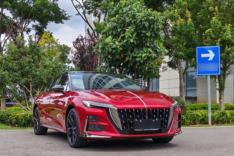 Used Hongqi H6 2023 2.0T ZhiZhen Edition