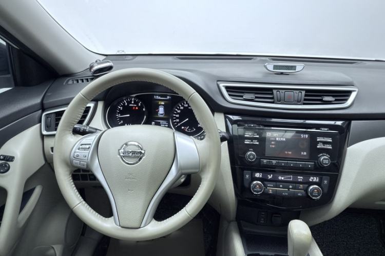 Used Nissan X-Trail 2014 2.0L CVT Comfort Edition 2WD
