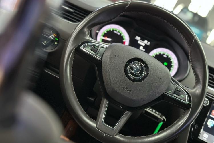 Used Skoda Octavia 2018 Station Wagon TSI280 DSG Luxury Edition
