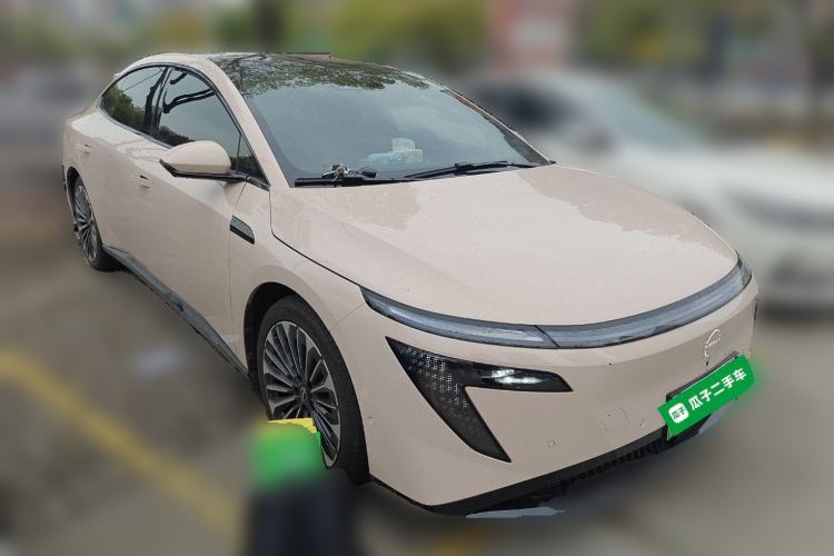 Used Nissan N7 2025 625 Max Front Right 45 Deg