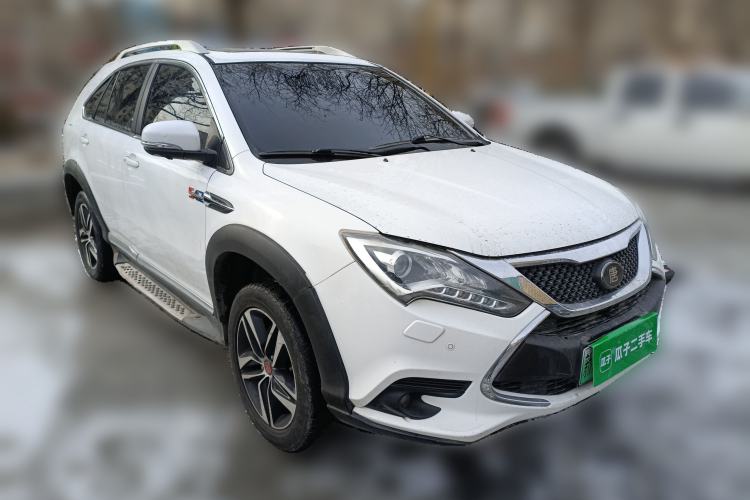 Used BYD Tang New Energy 2015 2.0T Four-Wheel-Drive Flagship Model