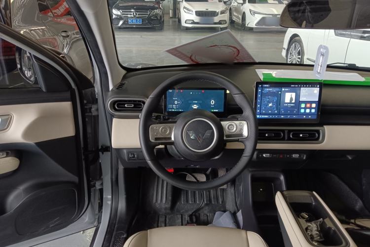 Used Wuling Bingo PLUS 2024 401 km Range 5-Seater Version
