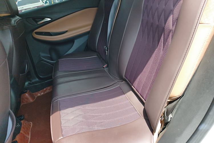 Used Buick Encore PLUS 2023 Smart Fun Edition
