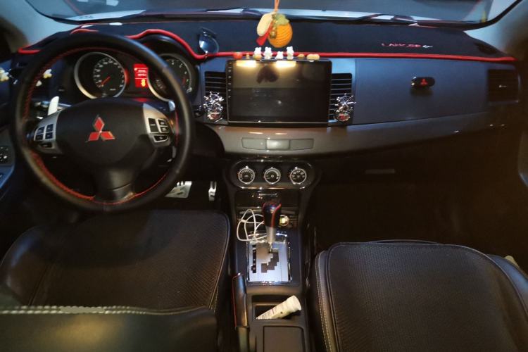 Used Mitsubishi Lancer EX 2012 Chasing Edition 1.8L CVT Luxury Model Center Console