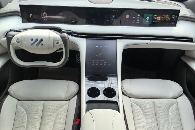 Used IM LS7 2023 90 kWh Elite Rear-Drive Version