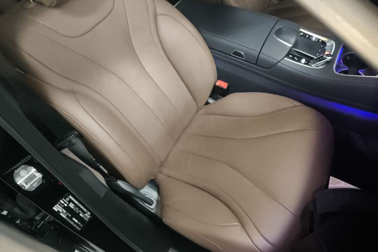 Used Mercedes-Benz S-Class 2020 S 350 L Business Class Ultimate Edition Right Front Seat