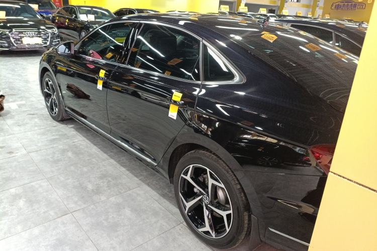 Used Volkswagen Passat 2025 Outstanding Model 380TSI Starry Dragon Edition
