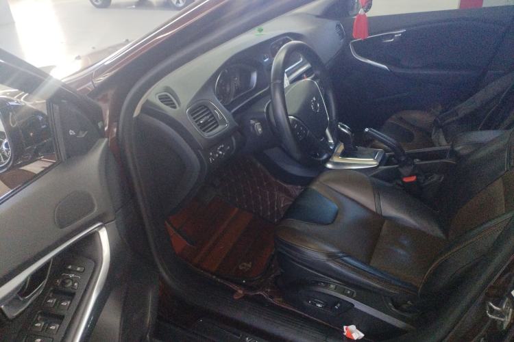 Used Volvo V40 2017 Cross Country T3 Zhiya Edition Driver Seat