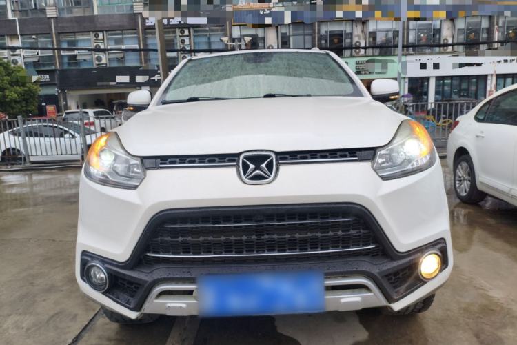 Used JMC Yusheng S350 2017 2.0T Automatic 2WD Diesel Luxury Version with Sunroof 5 Seats
