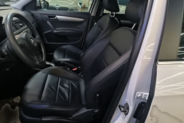 Used Volkswagen Gran Lavida 2013 1.6L Automatic Comfort Model Left Front Seat