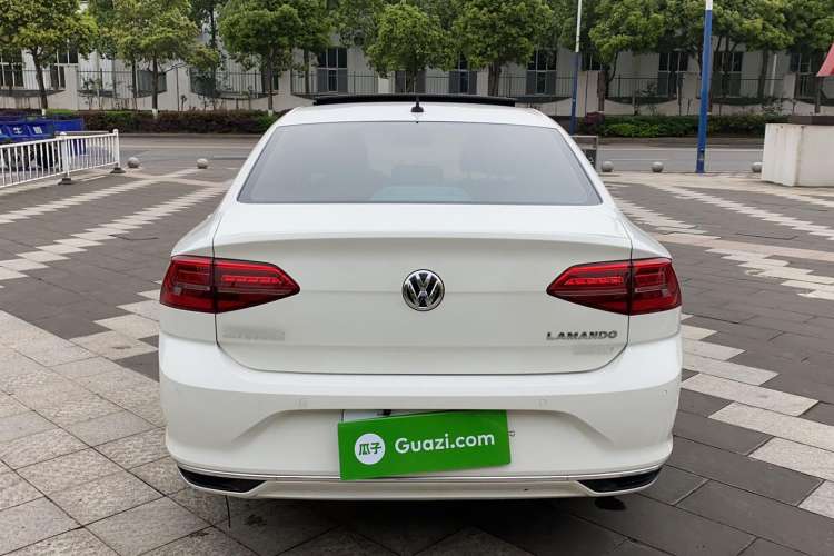 Used Volkswagen Lamando 2021 230TSI DSG Fashion Edition
