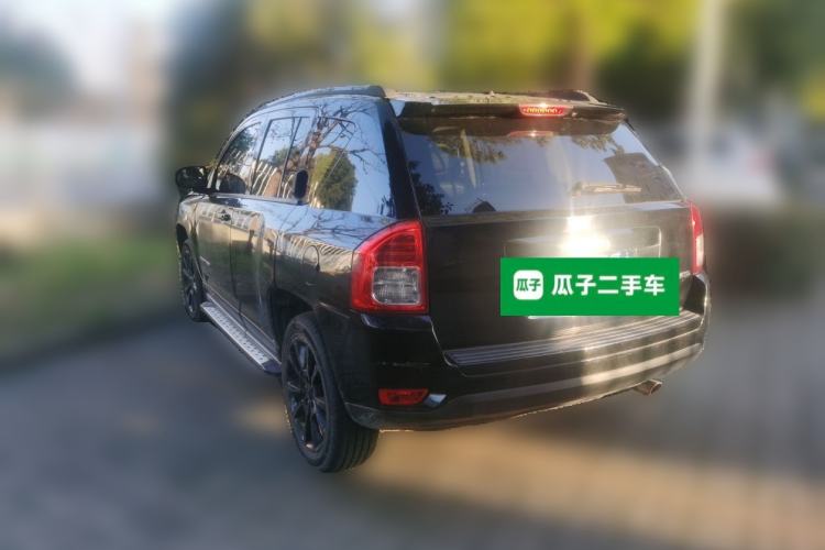 Used Jeep Compass 2013 2.0L Two-Wheel Drive Black Luxury Edition