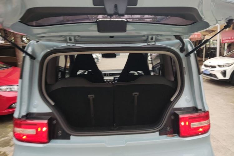 Used Wuling Hongguang MINIEV 2020 Zizai Version Lithium-NMC Trunk