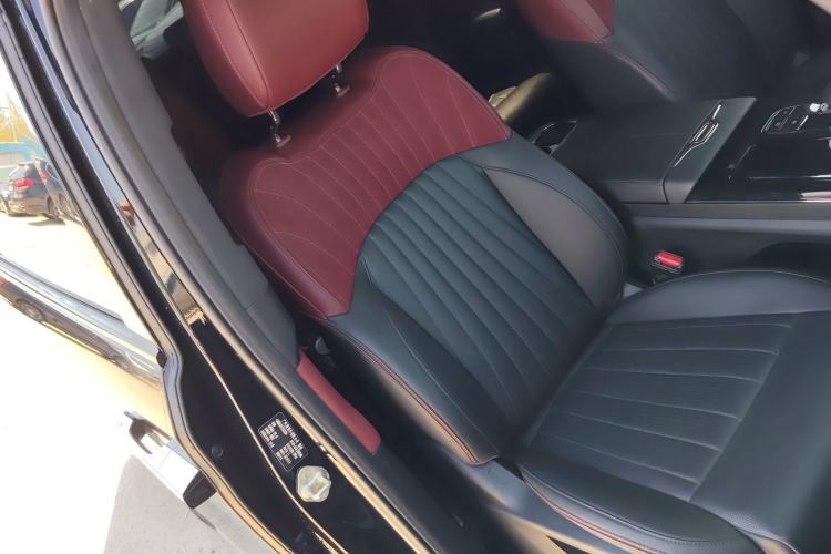 Used GAC Trumpchi M8 2023 Zongshi Series Dual-Motor Flagship Edition Right Front Seat