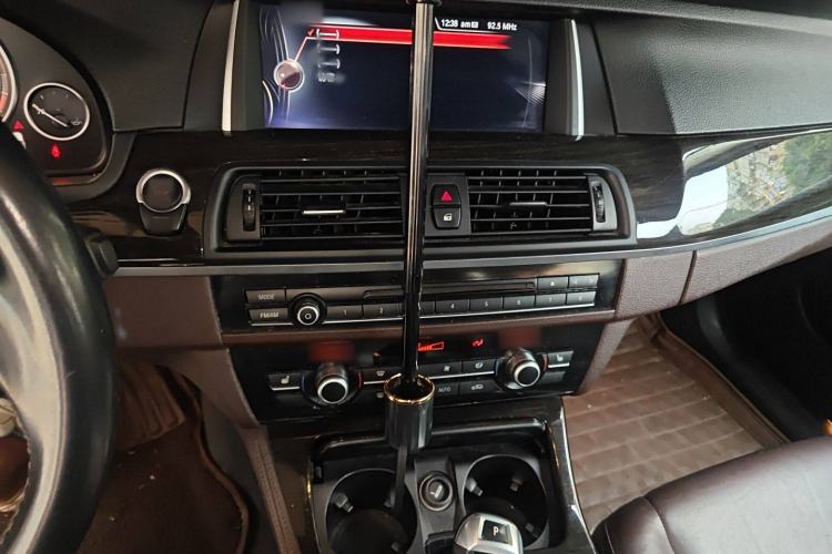 Used BMW 5 Series 2014 525Li Luxury Design Package
