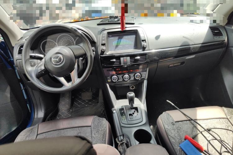 Used Mazda CX-5 2013 2.0L Automatic Two-Wheel Drive Comfort Version Center Console