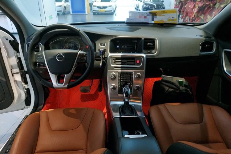 Used Volvo S60 2018 S60L T3 Smart Progress Edition
