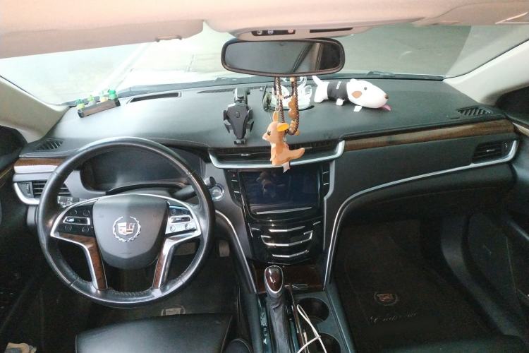 Used Cadillac XTS 2013 28T Leading Model