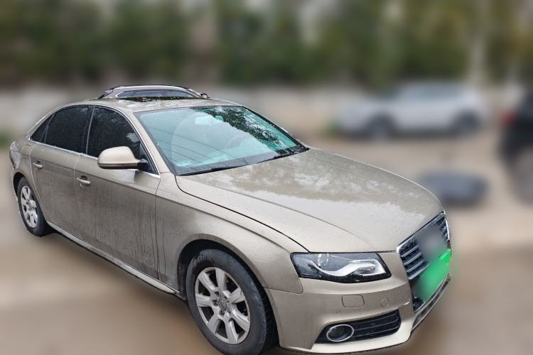 Used Audi A4L 2012 2.0 TFSI automatic Comfort trim level