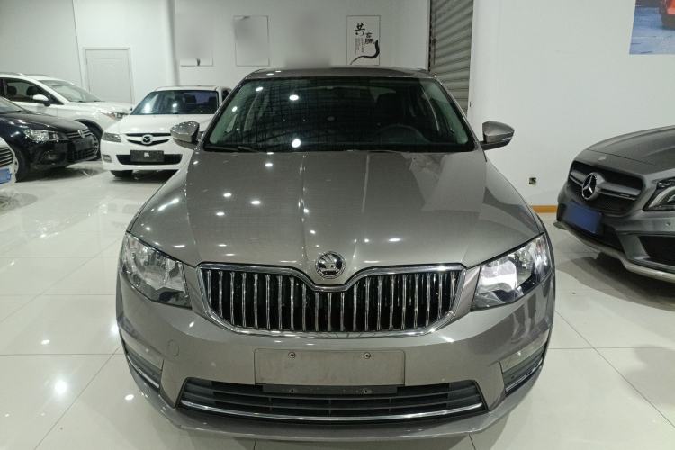Used Skoda Octavia 2017 1.6L Automatic Chuanxing Edition
