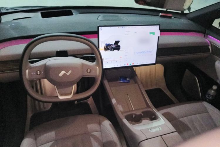 Used ONVO L60 2024 60 kWh Rear-Drive Version
