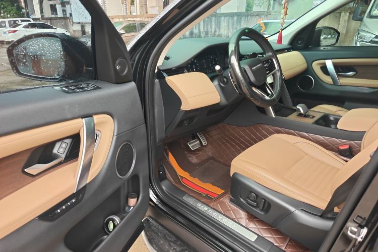 Used Land Rover Discovery Sport 2024 Performance Tech Edition Driver Seat