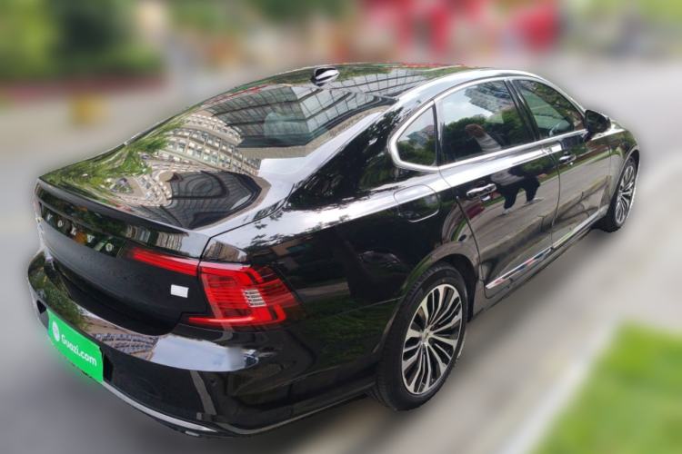 Used Volvo S90 New Energy 2024 Plug-in Hybrid Four-Wheel Drive Long-Range Zhiyi Luxury Edition Rear Right 45 Deg