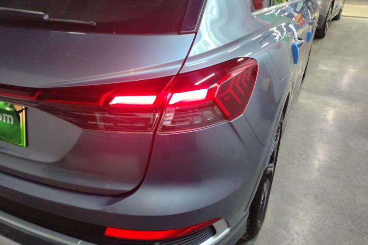 Used Audi Q4 e-tron 2022 50 e-tron quattro Visionary Edition Exterior 3