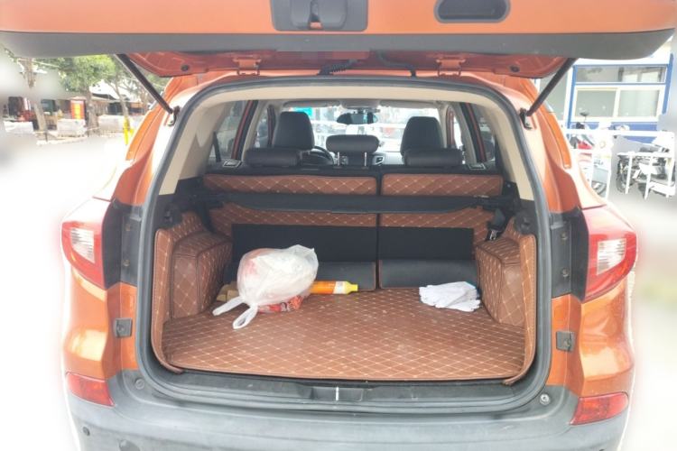 Used BYD Song 2017 Gaishi Upgrade Edition 1.5TI Manual Elite Model