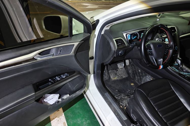 Used Ford Mondeo 2013 2.0L GTDi 200 Luxury Model