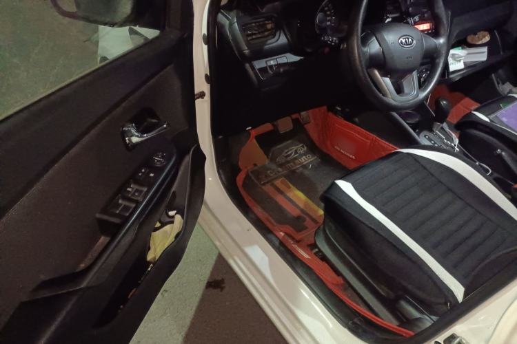 Used Kia K2 2011 Sedan 1.4L Automatic GLS
