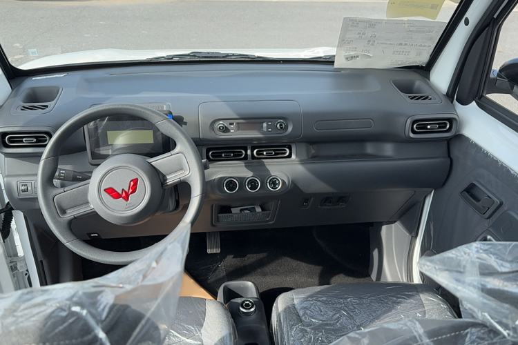 Used Wuling Zhiguang New Energy 2025 Comfort Model